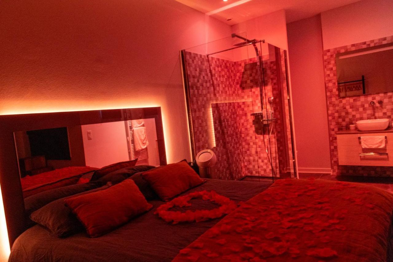 La Chambre Des Secrets Biarritz Exterior photo